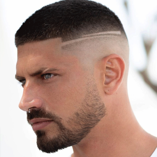 Gaya rmabut Buzz Cut, trend rambut yang sedang populer 2025 (sumber foto: pinterest.com)