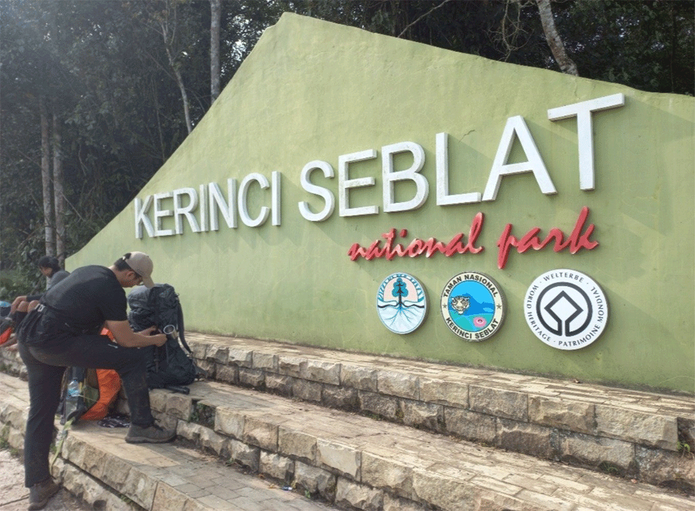 Pendakian gunung Kerinci via Kersik Tuo. Sumber Foto: Chelsea Venda/Hypeabis.id